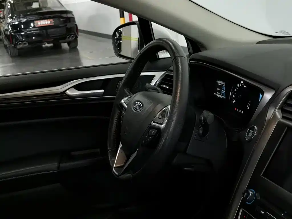Mondeo New Energy 2018 2.0 PHEV Smart Model купить на сайте DeffCars