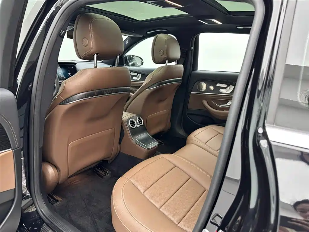 Mercedes-Benz E-Class 2023 facelift E 300 L sports luxury model купить на сайте DeffCars