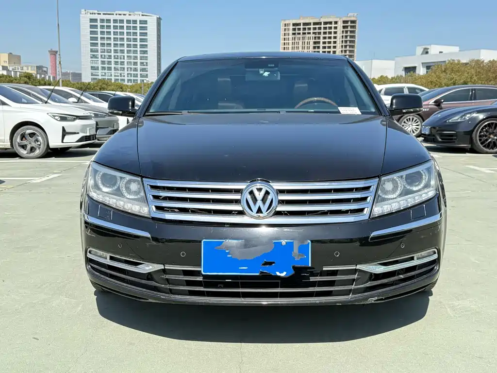 Phaeton 2011 4.2L V8 4-seat extended Individual version купить на сайте DeffCars