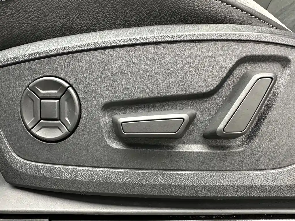 Audi Q3 2022 35 TFSI Fashion Dynamic купить на сайте DeffCars