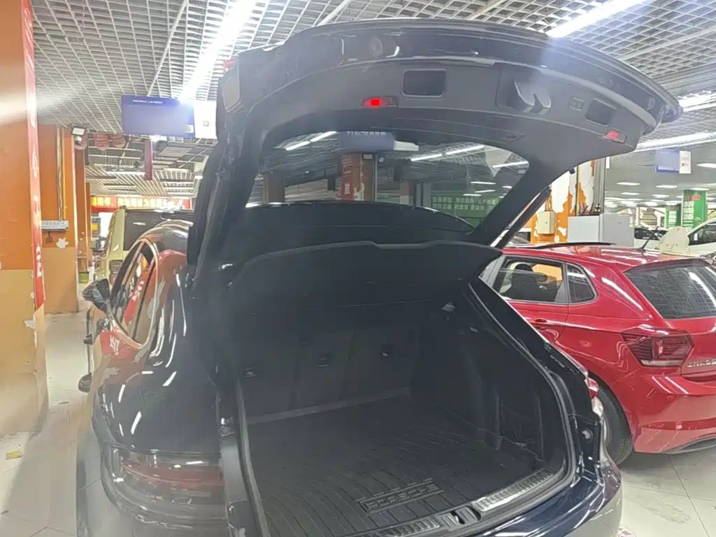 Macan 2020 Macan 2.0T купить на сайте DeffCars