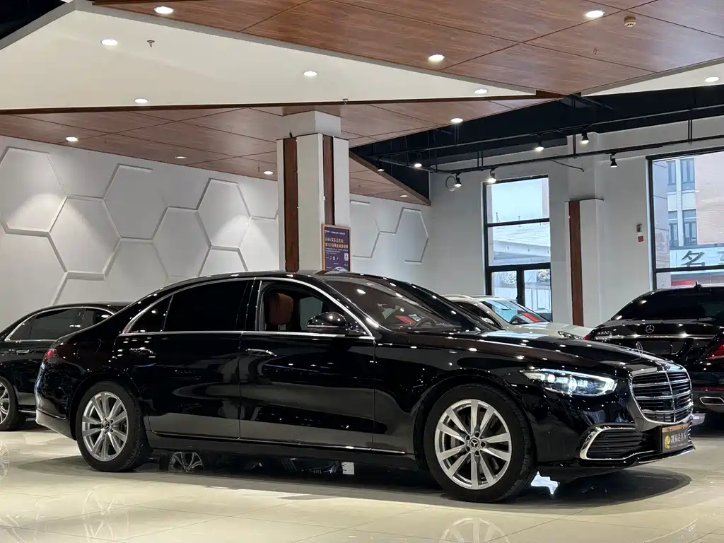 Mercedes-Benz S-Class 2024 facelift S 400 L business model купить на сайте DeffCars