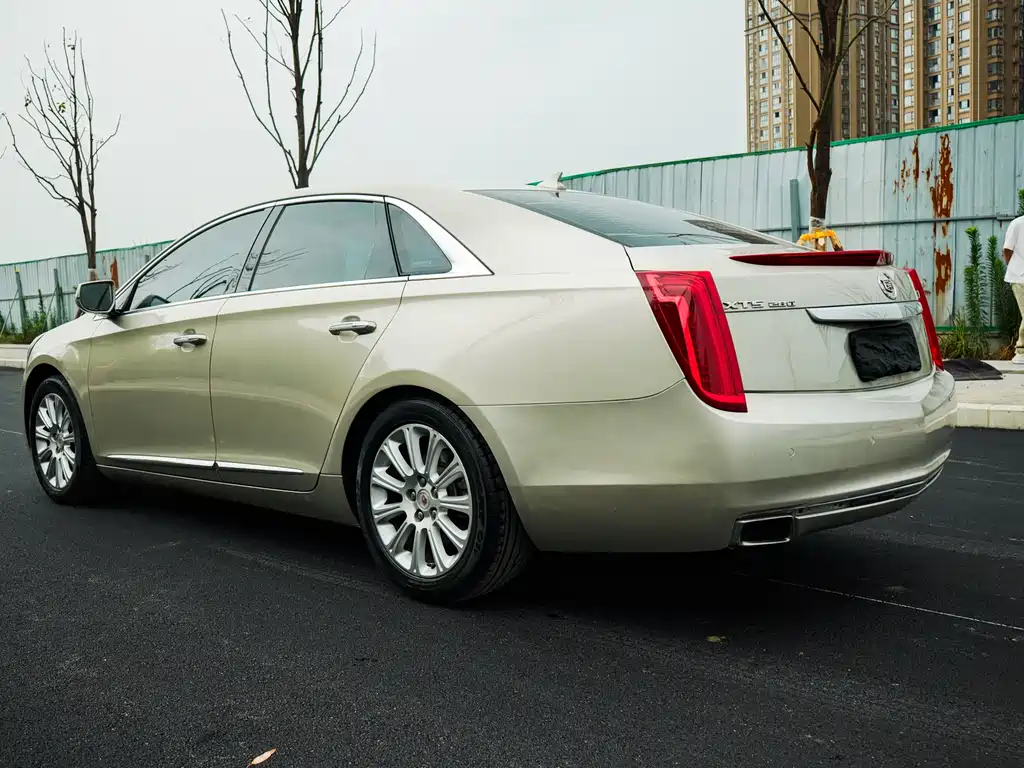 Cadillac XTS 2013 28T luxury model купить на сайте DeffCars