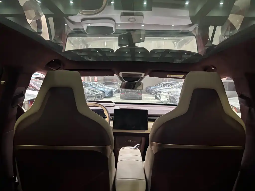 Jikrypton X 2025 five-seater rear-wheel drive version купить на сайте DeffCars