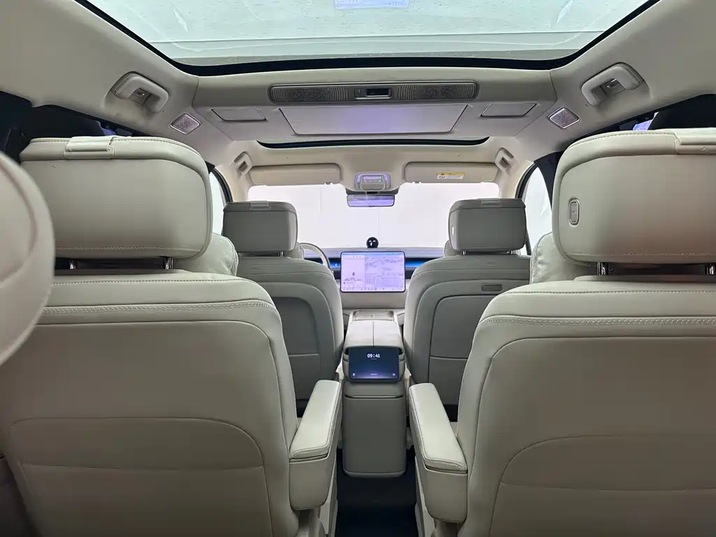 NIO ES8 2026 Six-seater Executive Signature Edition купить на сайте DeffCars