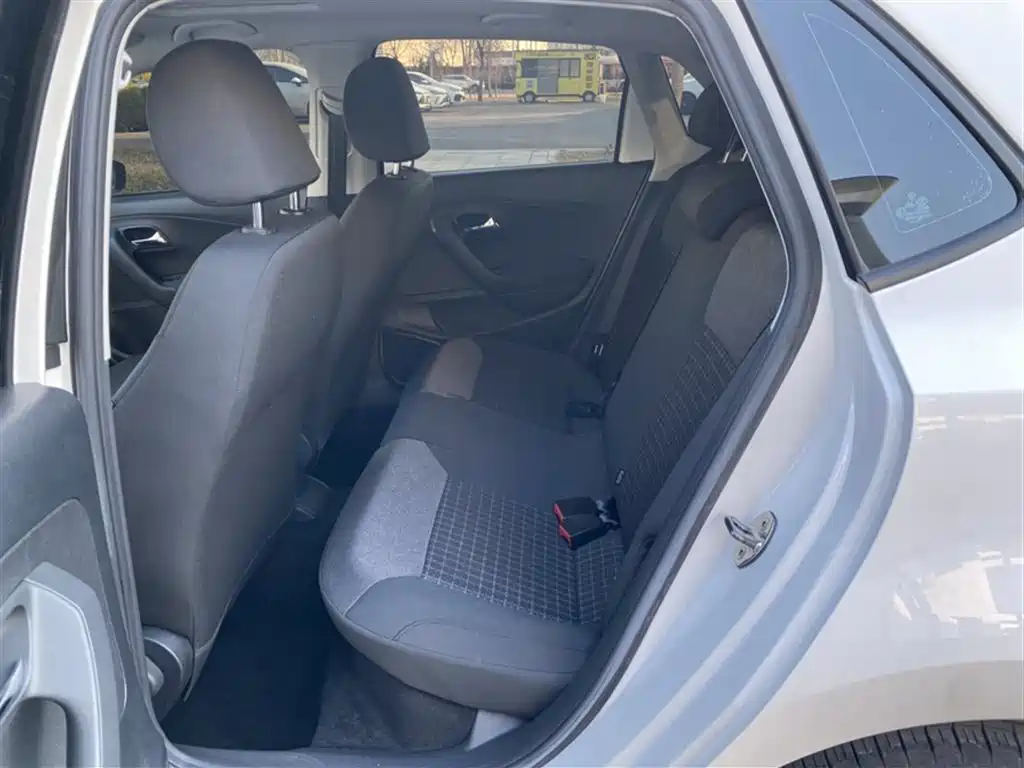 Polo 2018 1.5L automatic safety model купить на сайте DeffCars