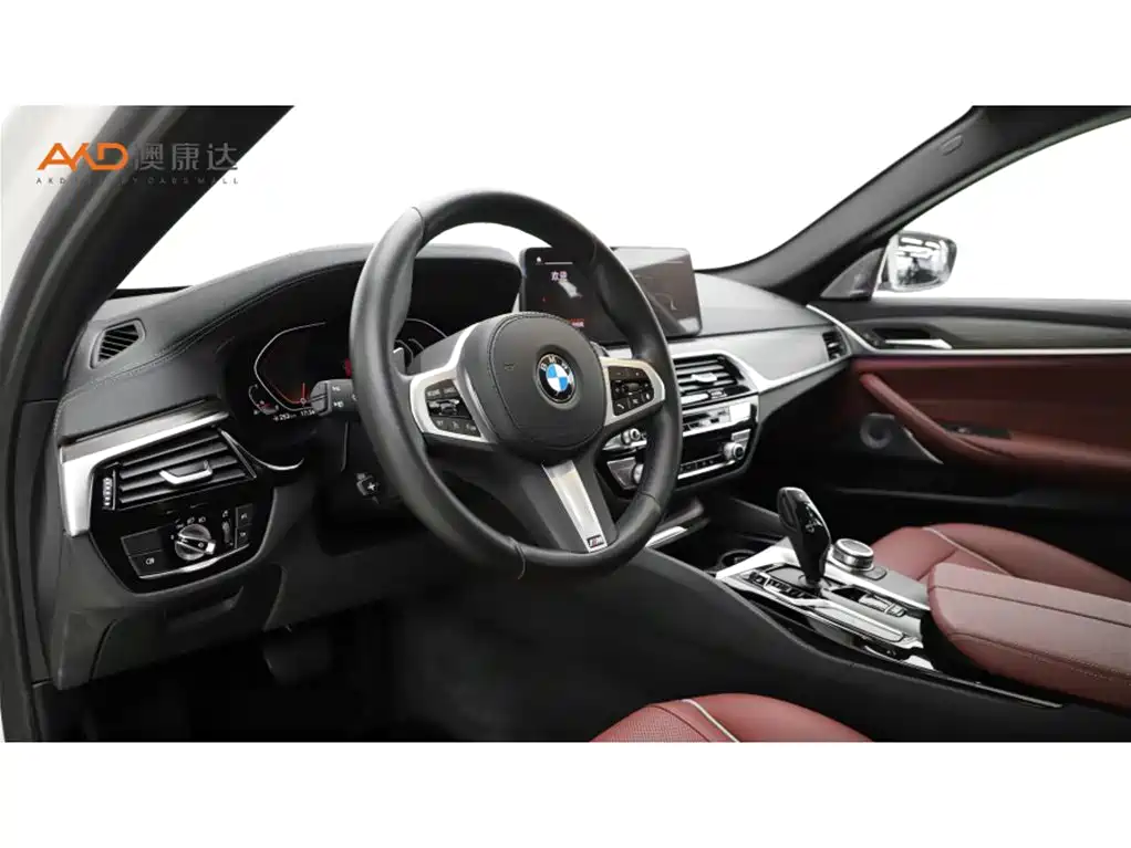 BMW 530Li/2.0T/22 models/modification leading M sports package купить на сайте DeffCars