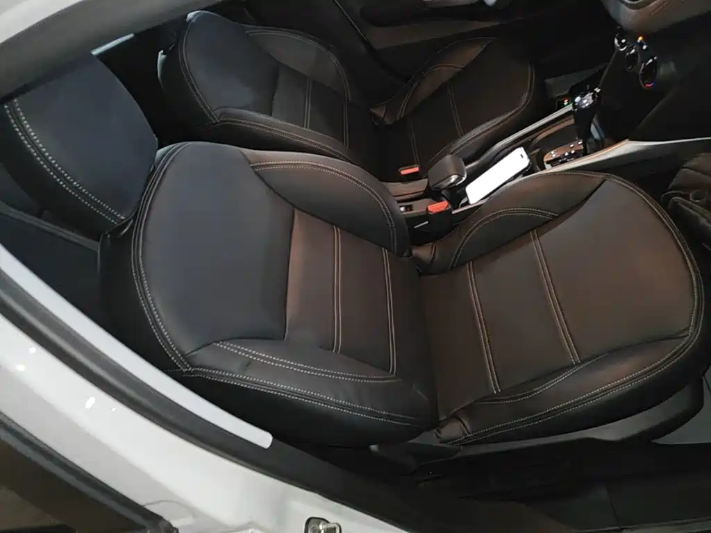 Peugeot 2008 2014 1.6L automatic trendy version купить на сайте DeffCars