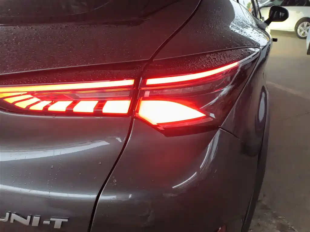 Changan UNI-T 2022 1.5T premium model купить на сайте DeffCars