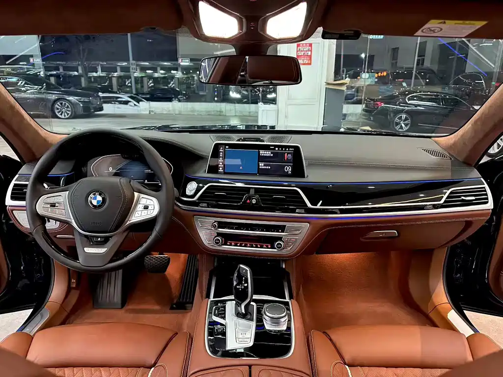 BMW 7 Series 2019 740Li xDrive Executive Luxury Package купить на сайте DeffCars