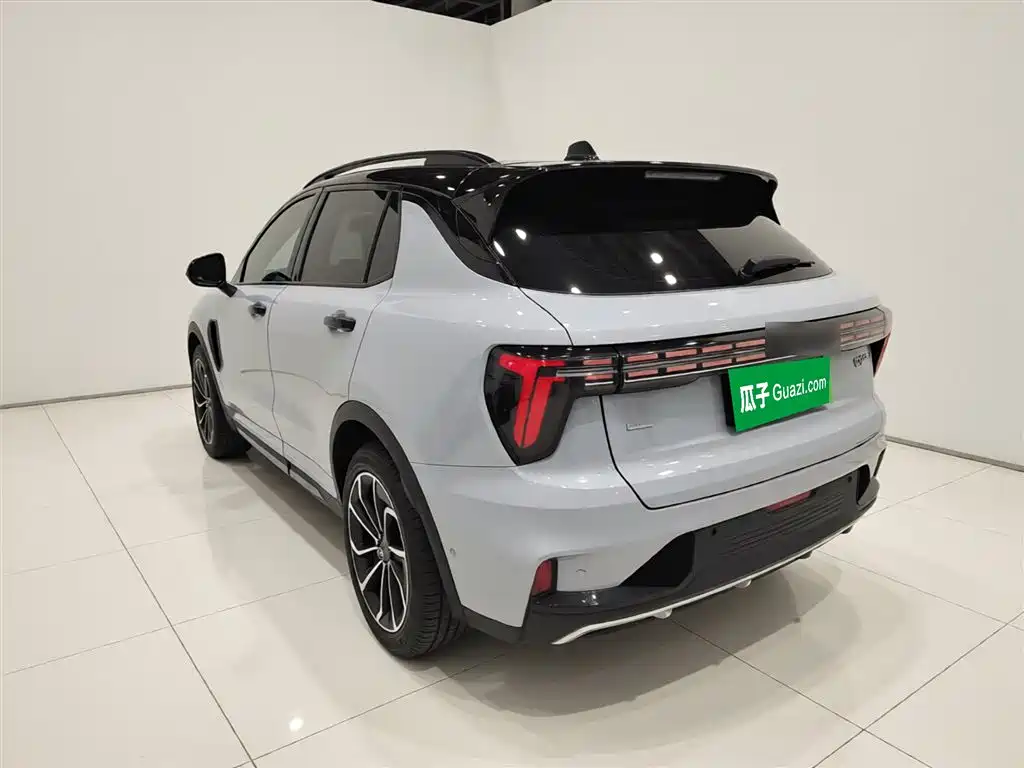 Lynk & Co 01 2023 1.5TD EM-F PM купить на сайте DeffCars