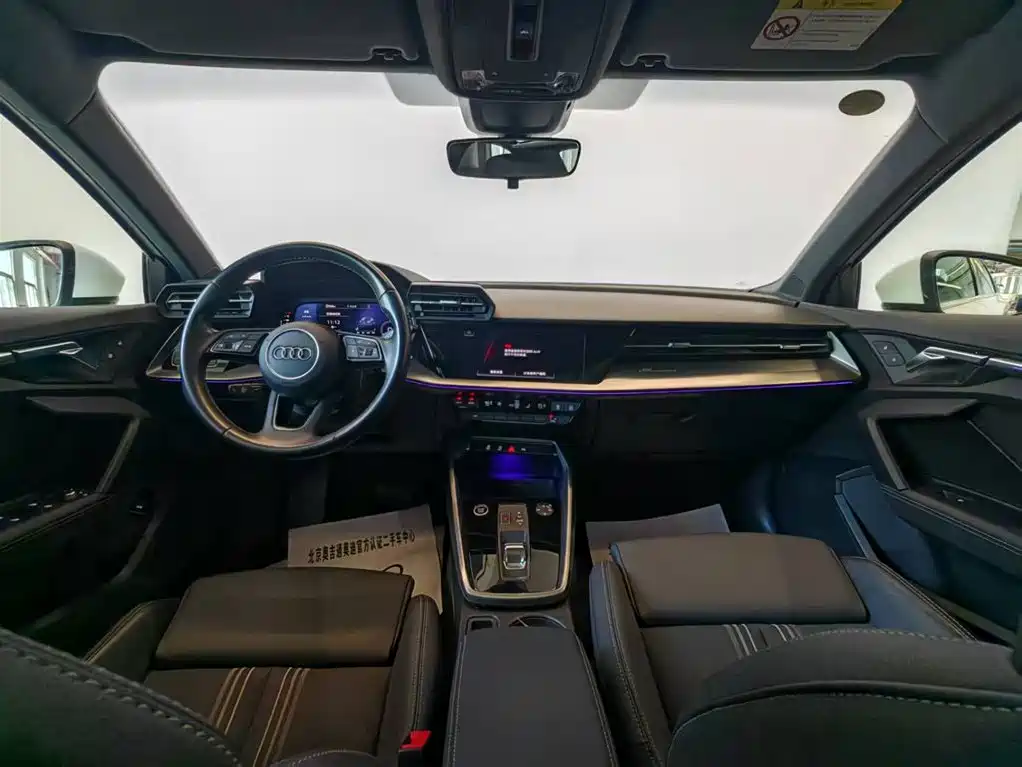 Audi A3 2024 A3L Limousine 35 TFSI Fashionable and Sporty купить на сайте DeffCars