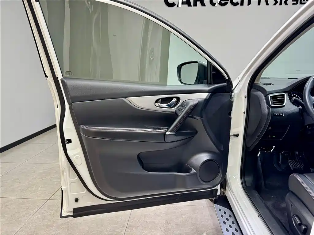 Qashqai 2022 2.0L CVT XV Prem Deluxe Edition купить на сайте DeffCars
