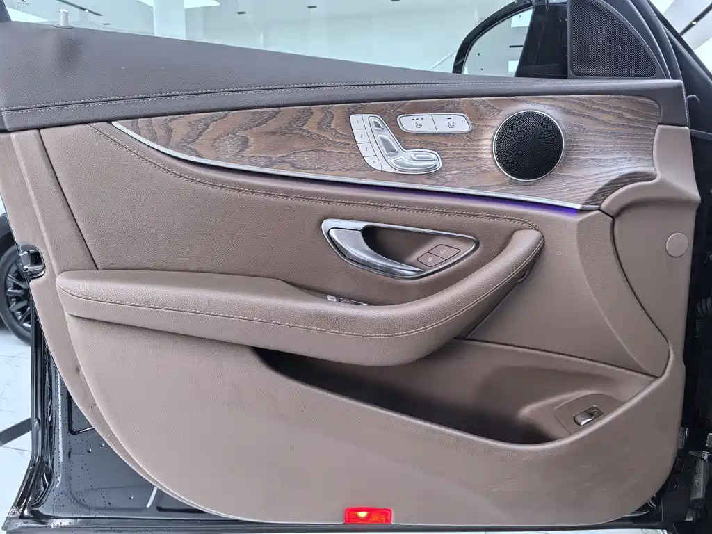 Mercedes-Benz E-Class 2023 E 300 L Fashion купить на сайте DeffCars