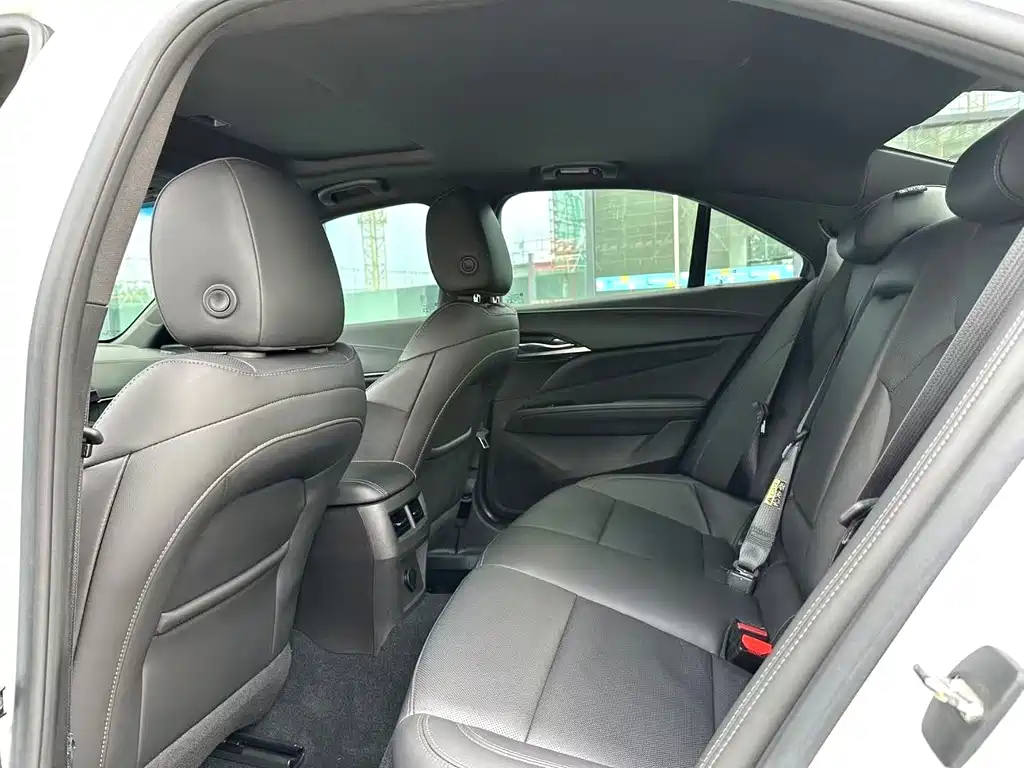 Cadillac CT4 2022 28T Luxury Edition купить на сайте DeffCars