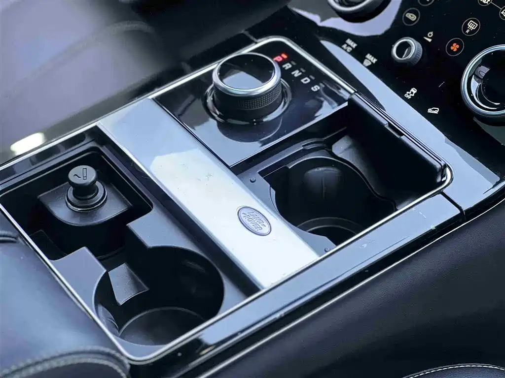 Range Rover Velar 2018 P380 R-DYNAMIC S купить на сайте DeffCars