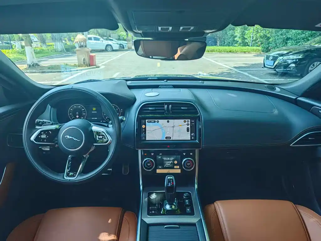 Jaguar XEL 2023 2.0T 250PS R-DYNAMIC S Advanced Sports Edition купить на сайте DeffCars