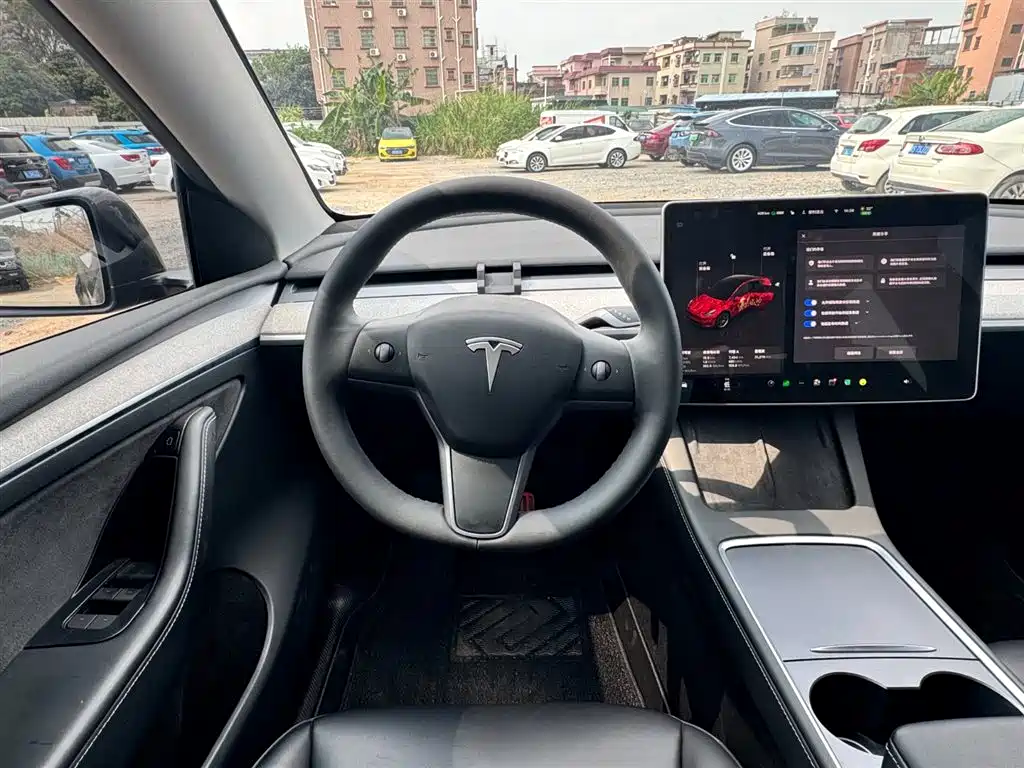 Model Y 2024 rear-wheel drive version купить на сайте DeffCars