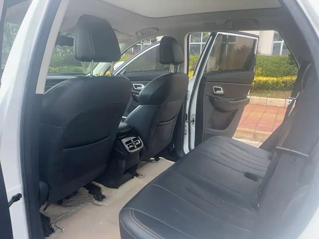 Changan Auchan X7 2020 1.5T manual luxury model купить на сайте DeffCars