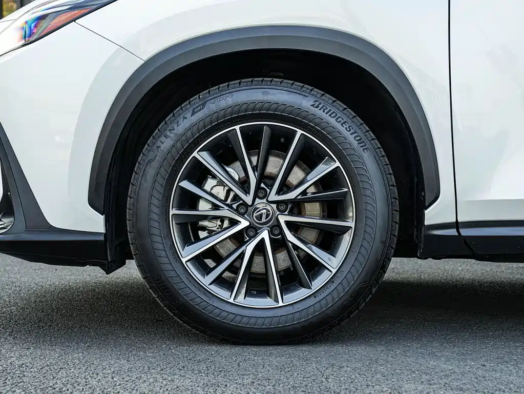 Lexus NX 2022 260 front-wheel drive Chuangyue Edition купить на сайте DeffCars