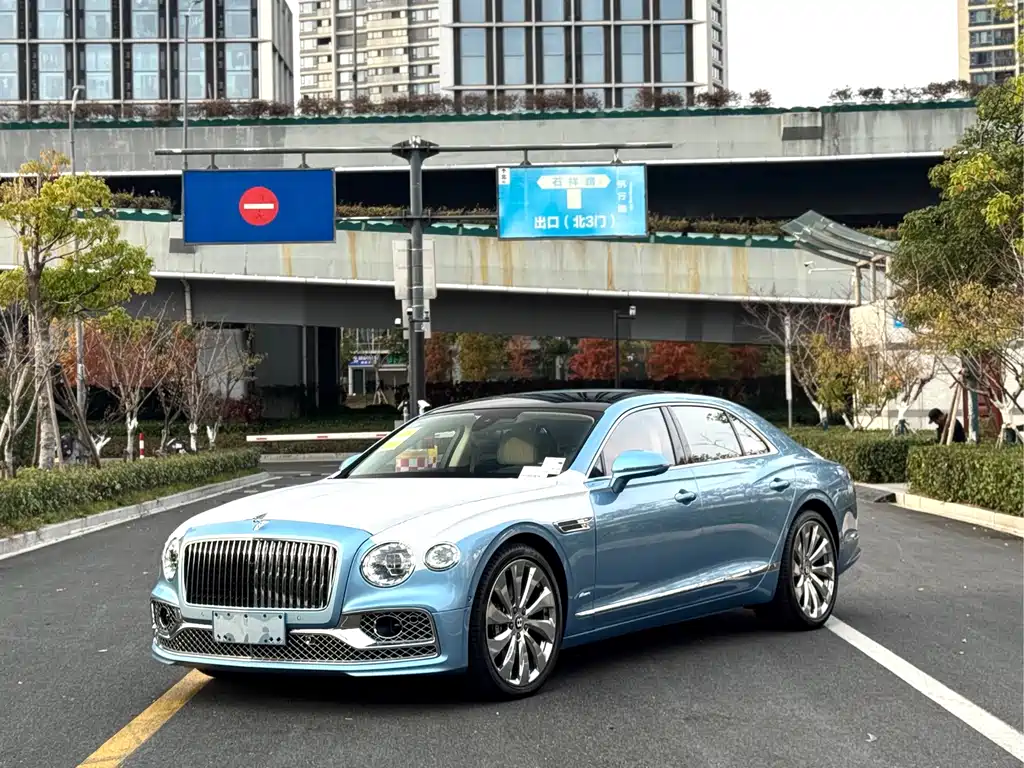 Flying Spur 2024 4.0T V8 Yadu Edition купить на сайте DeffCars