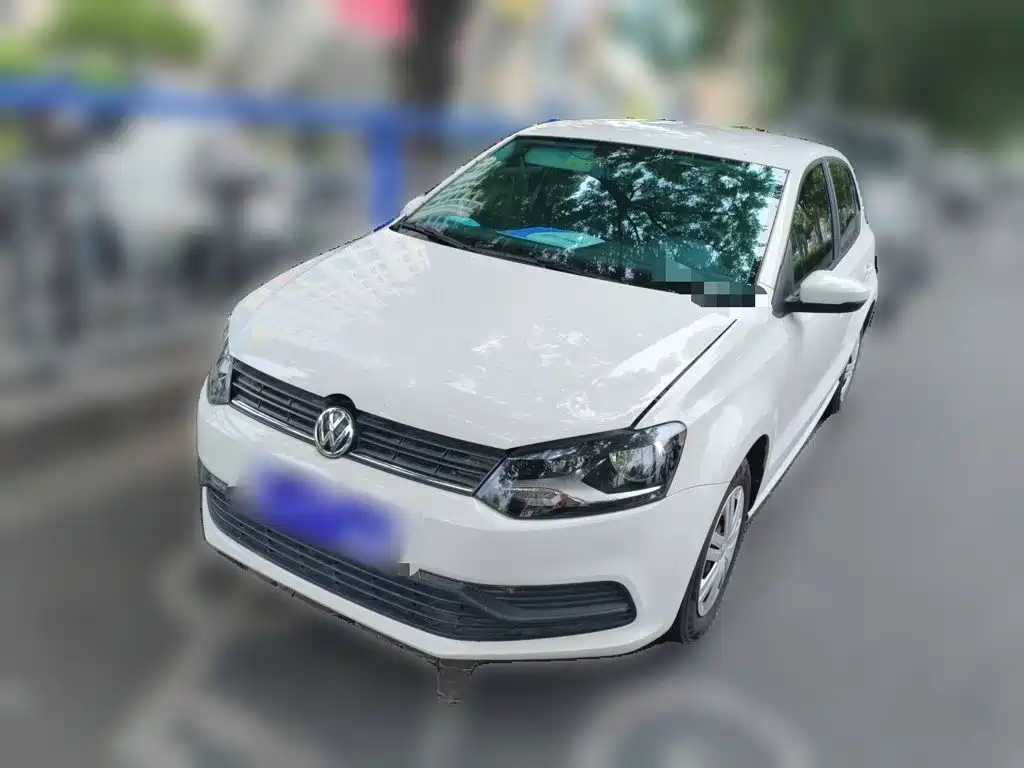 Polo 2016 1.4L manual fashion model купить на сайте DeffCars