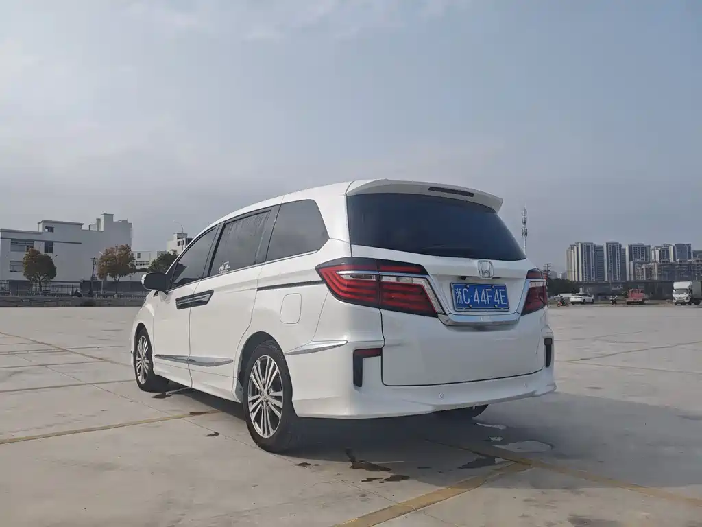 Alison 2016 2.4L Classic Edition купить на сайте DeffCars