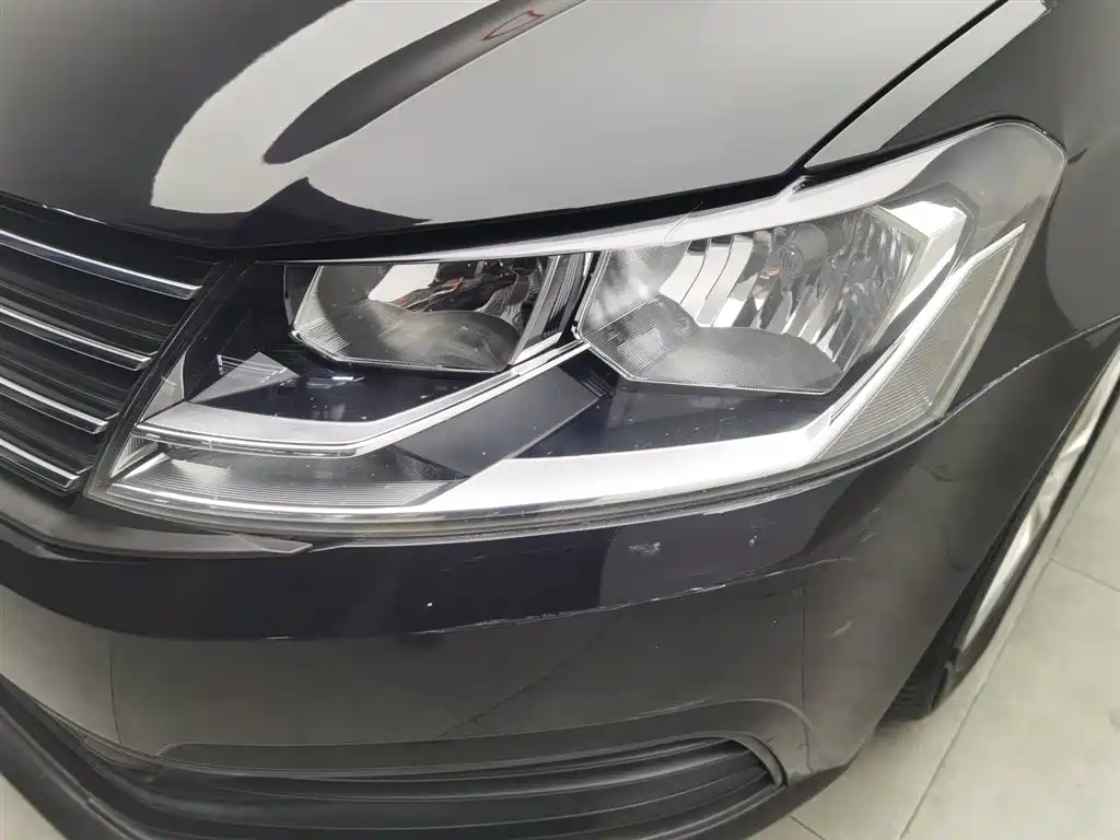 Lavida 2017 1.6L automatic fashion version купить на сайте DeffCars