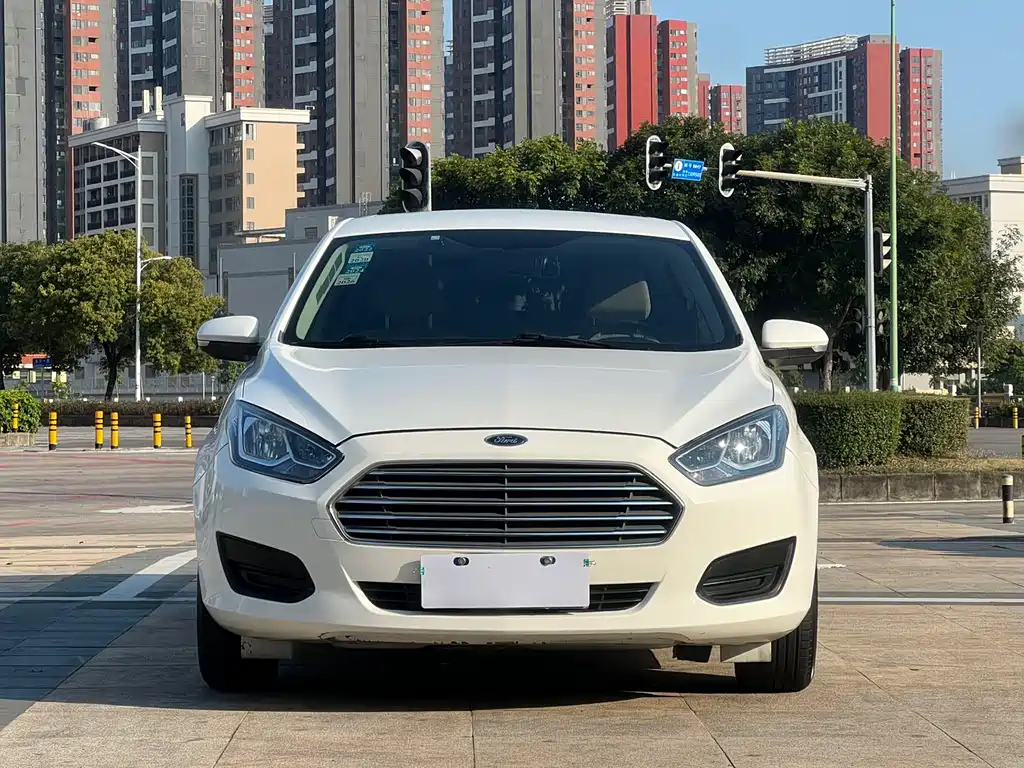 Escort 2017 facelift 1.5L automatic comfort model купить на сайте DeffCars