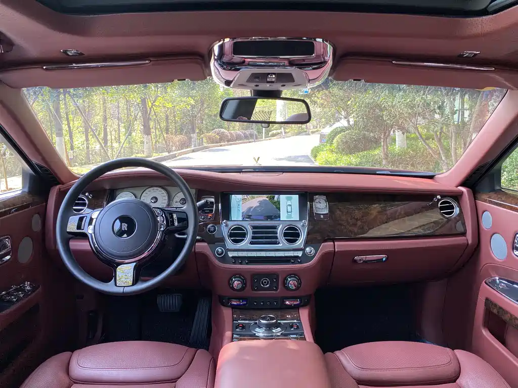 Ghost 2015 Series II Extended Edition купить на сайте DeffCars