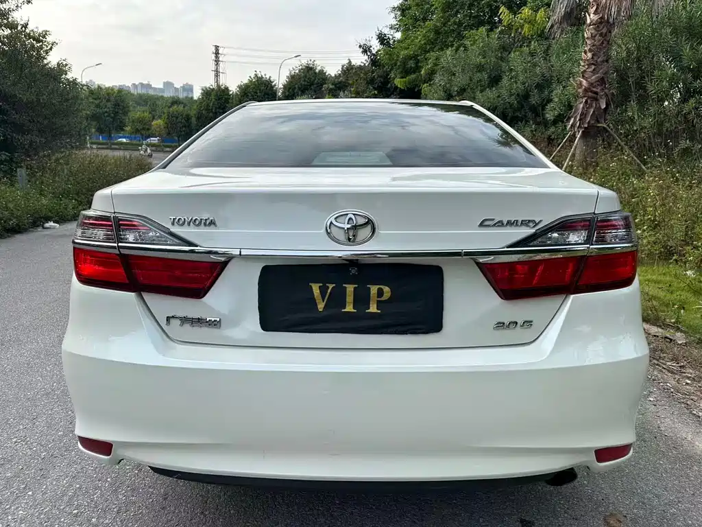 Camry 2016 2.0G 10th Anniversary Leading Edition купить на сайте DeffCars