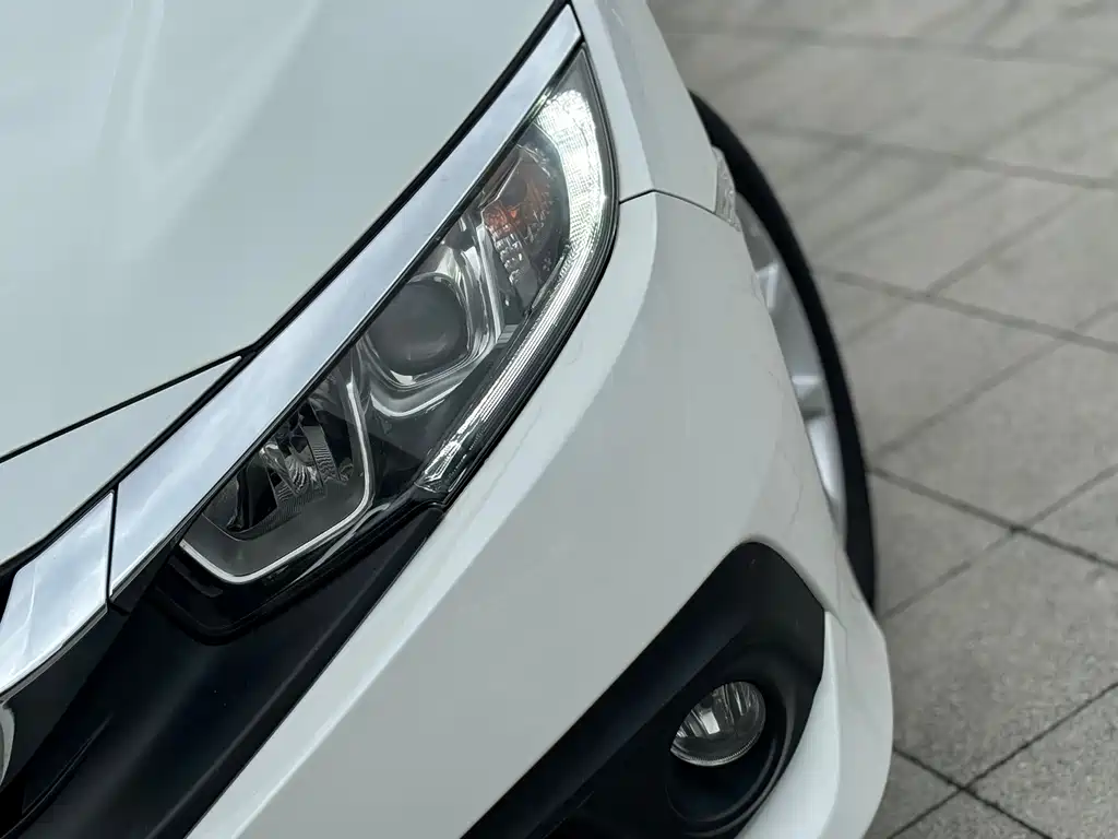 Civic 2016 180TURBO CVT Comfort Edition купить на сайте DeffCars