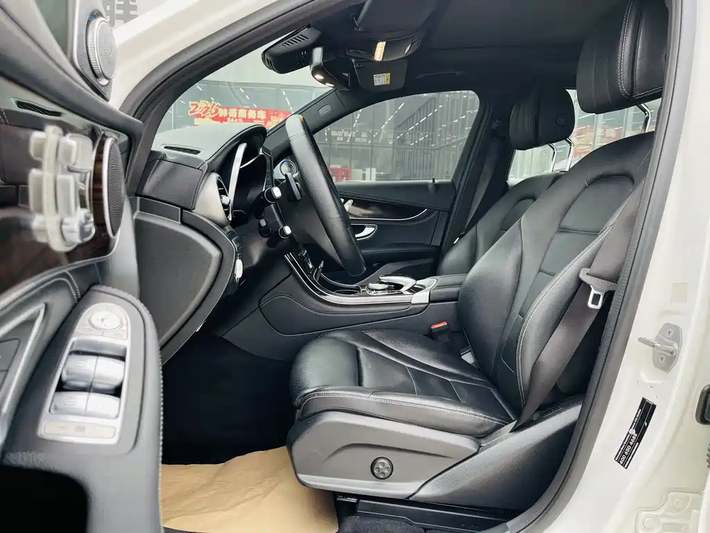 Mercedes-Benz GLC 2019 GLC 260 4MATIC luxury model купить на сайте DeffCars