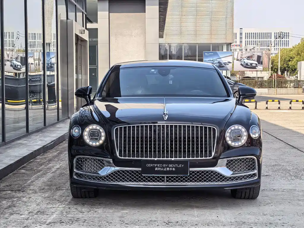 Flying Spur 2021 4.0T V8 Standard Edition купить на сайте DeffCars
