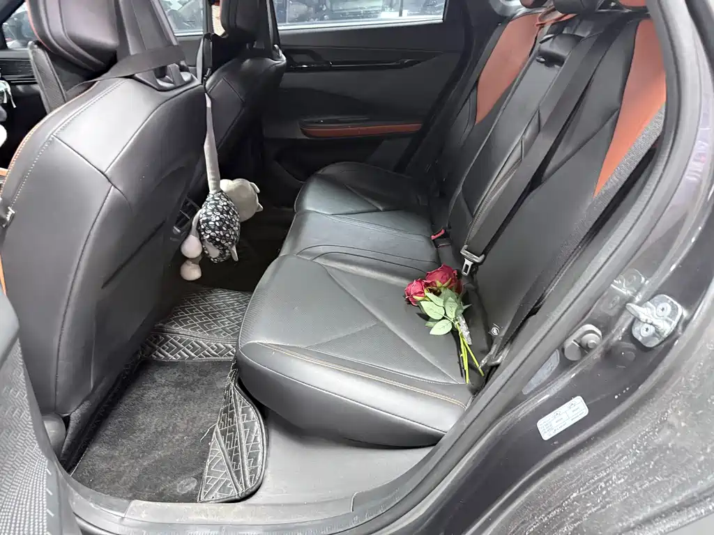 Changan UNI-V 2022 1.5T smart pilot model купить на сайте DeffCars