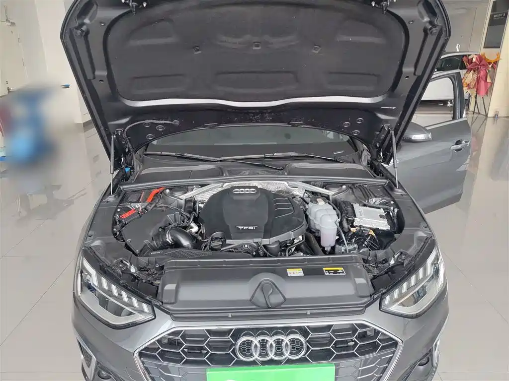 Audi A4L 2022 40 TFSI Fashionable and Dynamic купить на сайте DeffCars