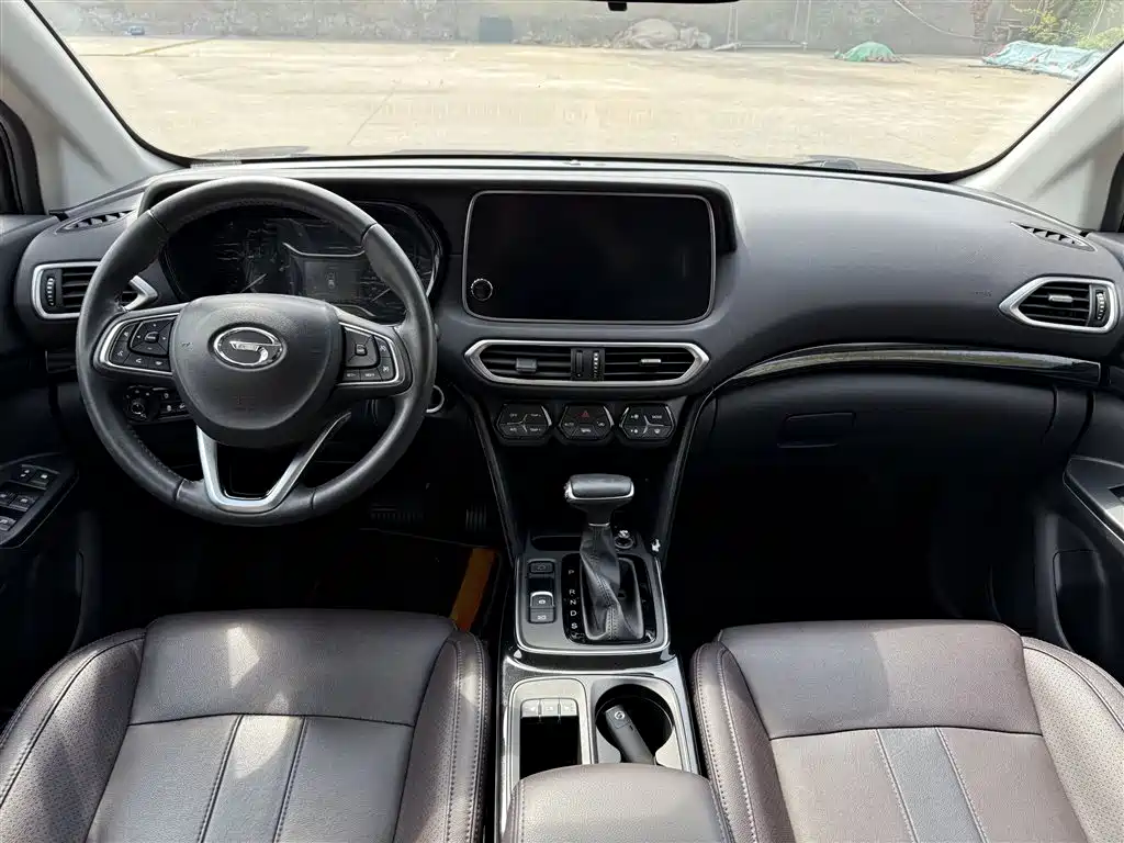 Trumpchi GS4 2019 270T automatic two-wheel drive luxury smart connected version купить на сайте DeffCars