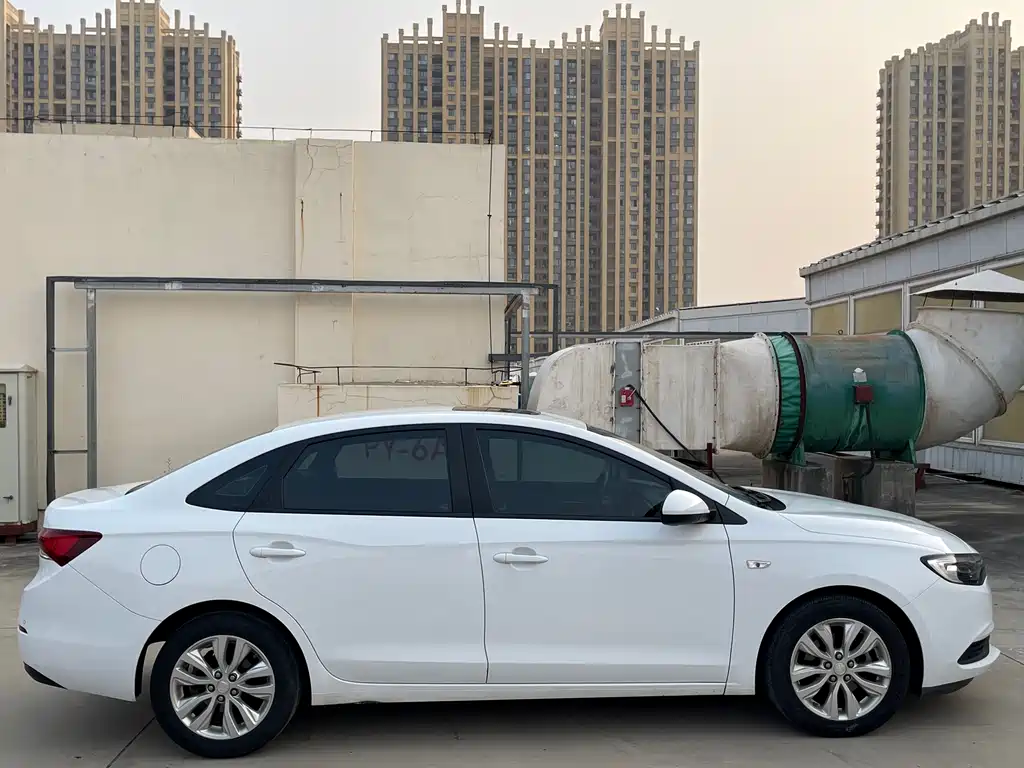 Yinglang 2021 model model 1.5L automatic elite model купить на сайте DeffCars