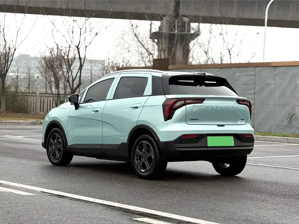 Geely Geometry E Firefly 2022 Model 320KM Smart Tiger 4 Seats купить на сайте DeffCars