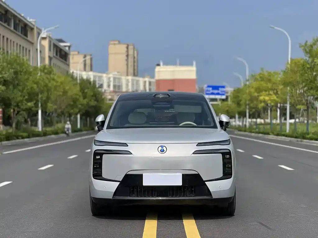 Denza N8L 2025 flagship model купить на сайте DeffCars