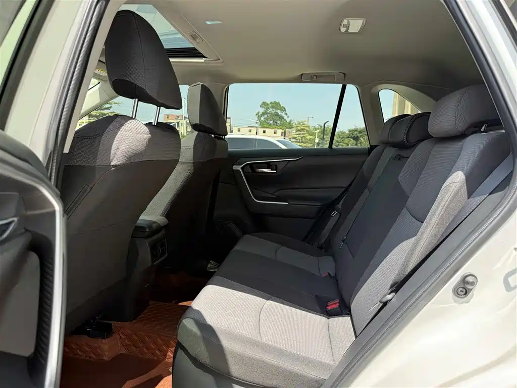 RAV4 Rongfang 2022 Dual Engine 2.5L E-CVT Two-wheel Drive Elite Edition купить на сайте DeffCars