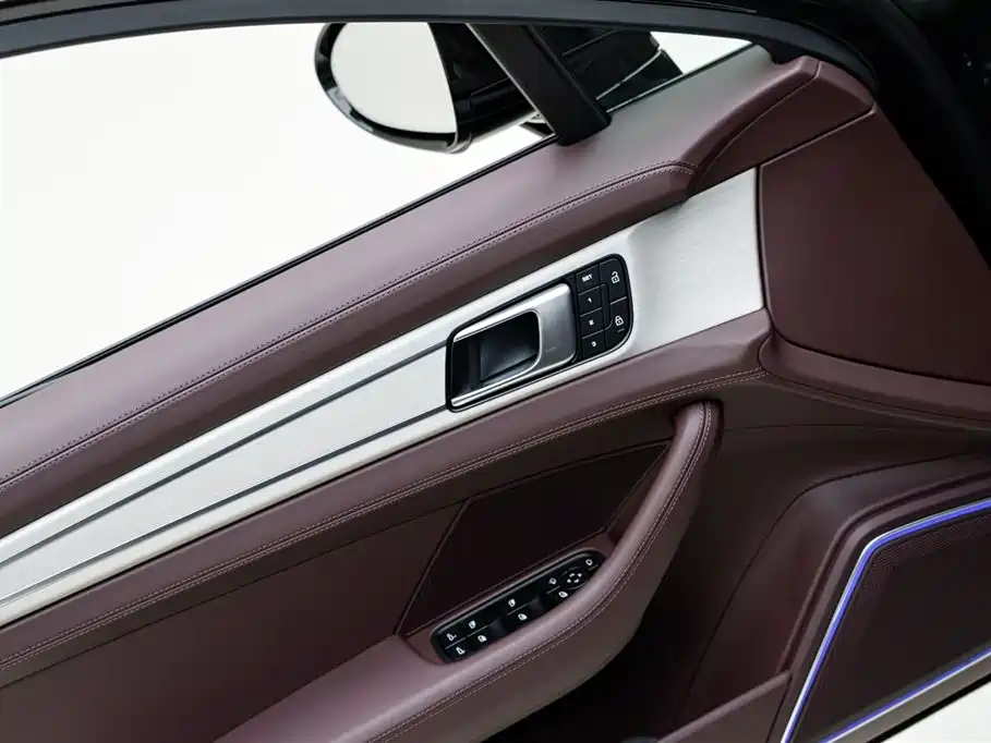 Panamera 2023 facelift Panamera Executive Extended Platinum Edition 2.9T купить на сайте DeffCars