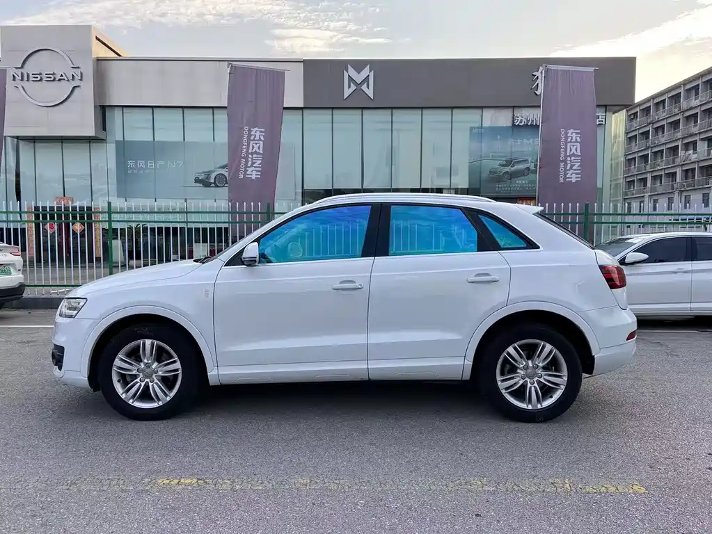 Audi Q3 2015 35 TFSI quattro technology купить на сайте DeffCars