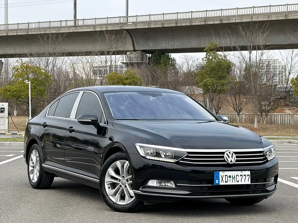 Magotan 2019 330TSI DSG luxury model National V купить на сайте DeffCars