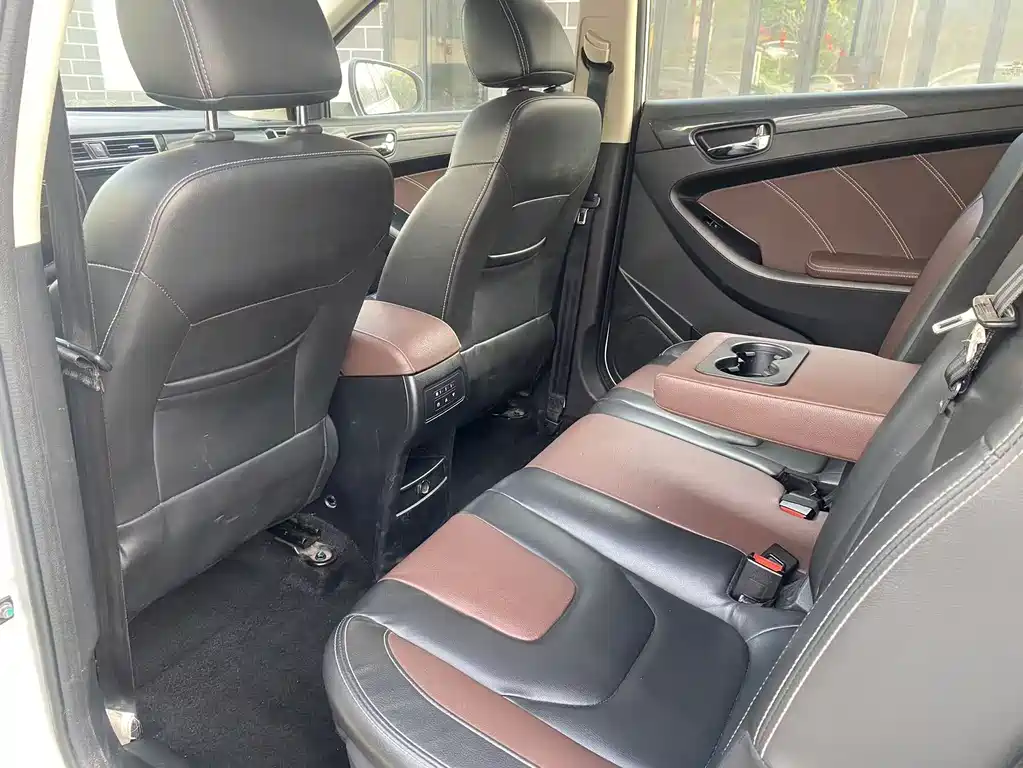 Fengguang 580 2016 facelift 1.5T CVT comfort model купить на сайте DeffCars