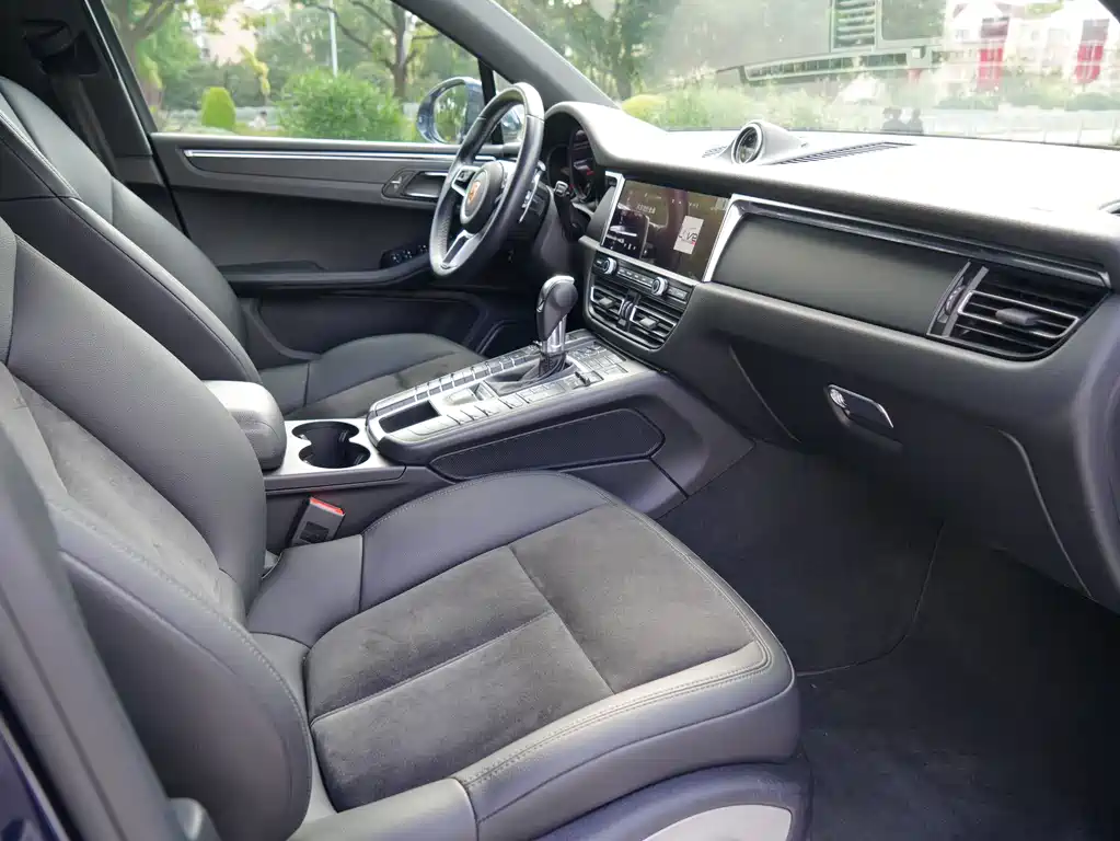 Macan 2020 Macan 2.0T купить на сайте DeffCars