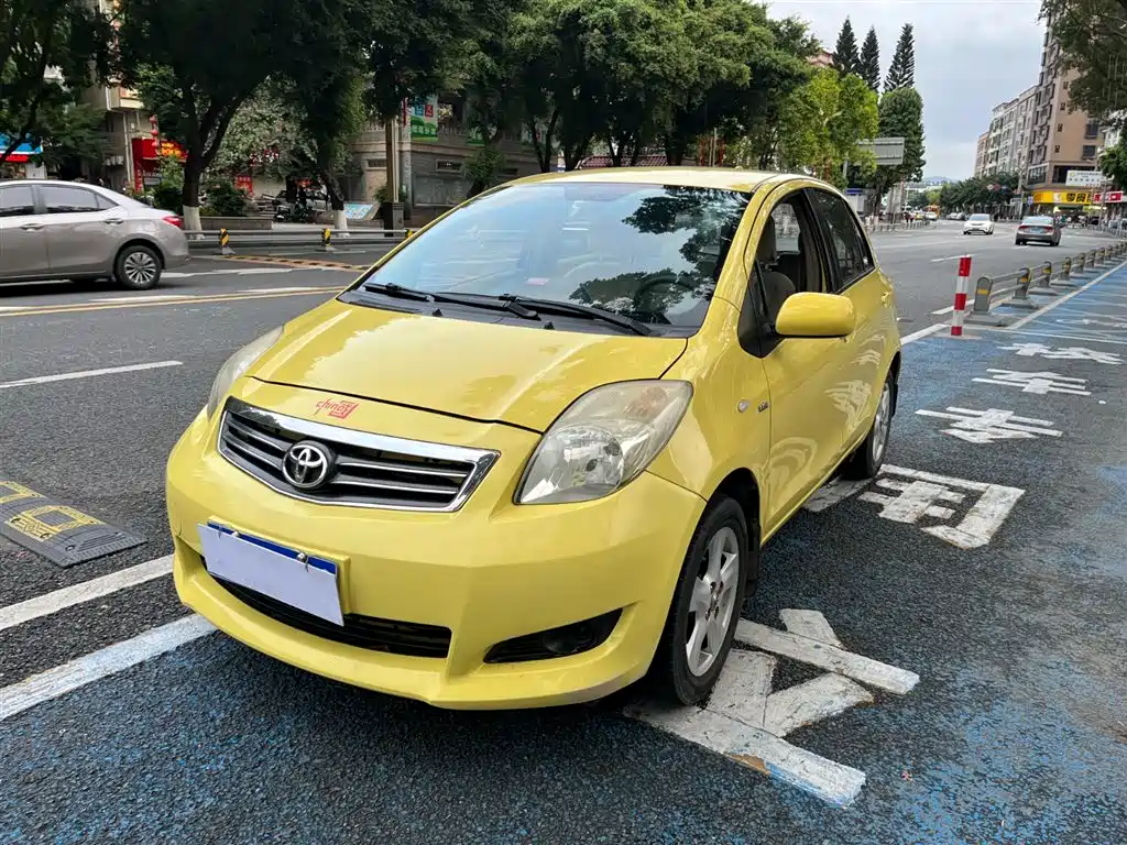 Yaris 2011 1.6E Automatic Charming Edition купить на сайте DeffCars