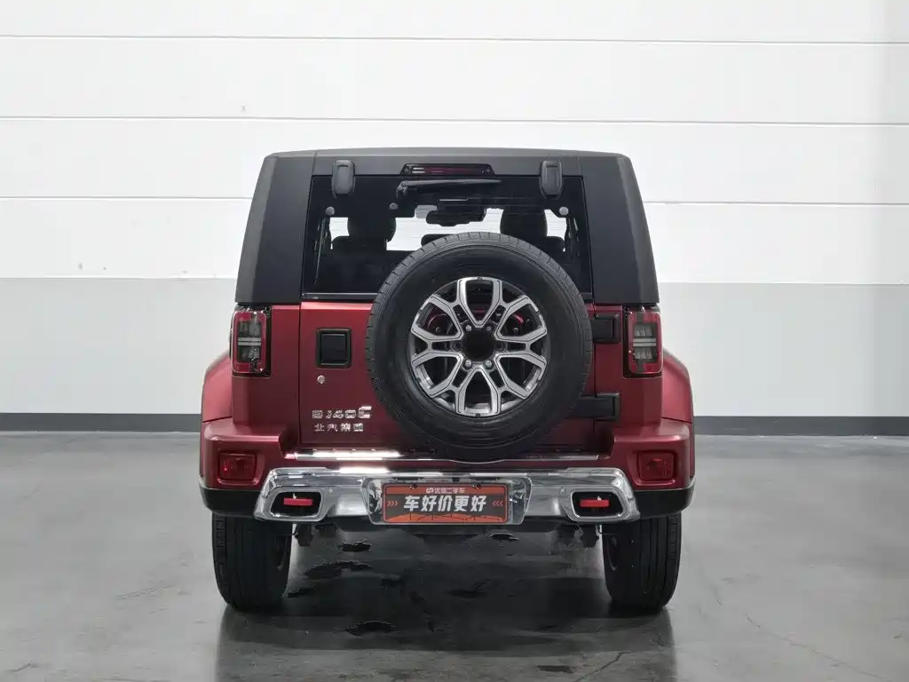 Beijing off-road BJ40 2020 2.0T automatic four-wheel drive city hunter version supreme type купить на сайте DeffCars