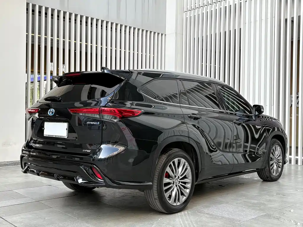 Highlander 2023 2.5L intelligent electric hybrid dual-engine four-wheel drive premium version 7 seats купить на сайте DeffCars