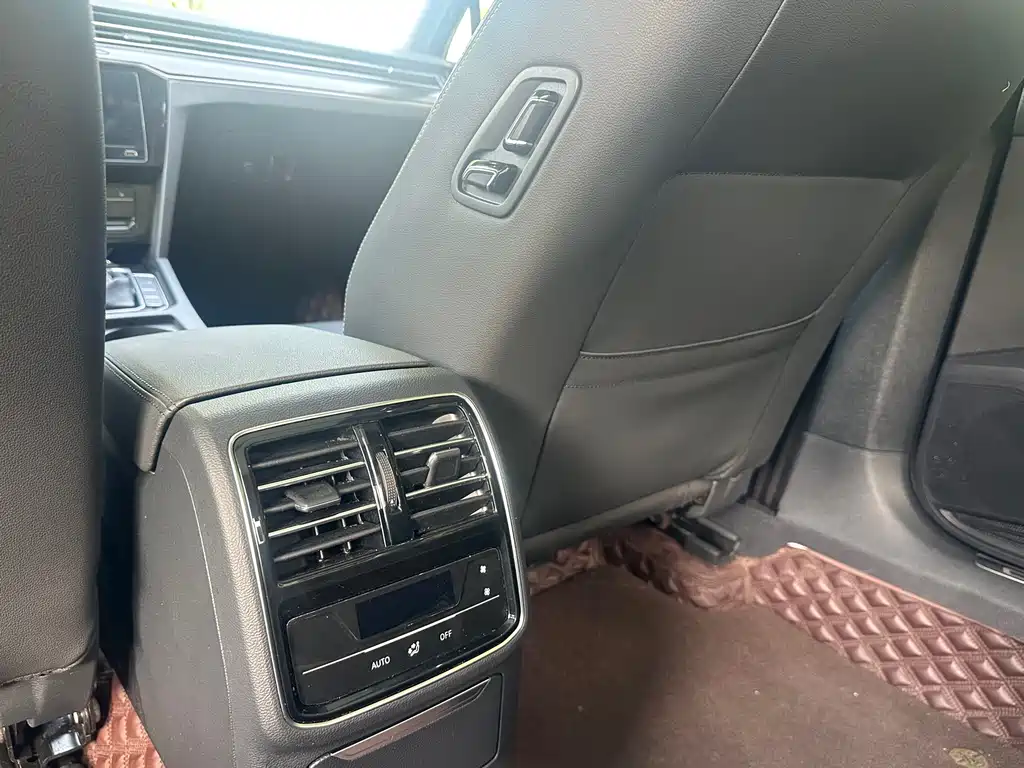 Magotan 2020 330TSI DSG leading model купить на сайте DeffCars